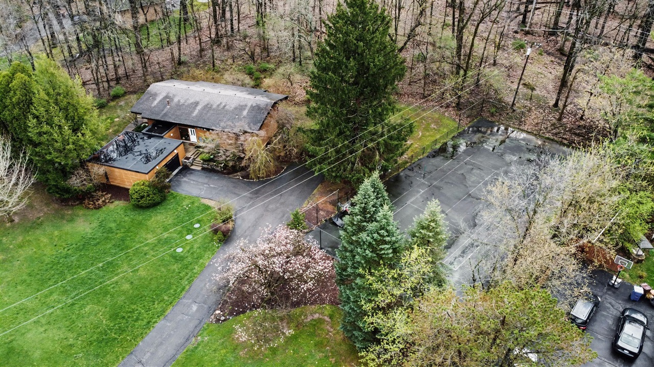 2353 Blueberry Lane, Ann Arbor, MI, 48103-2212