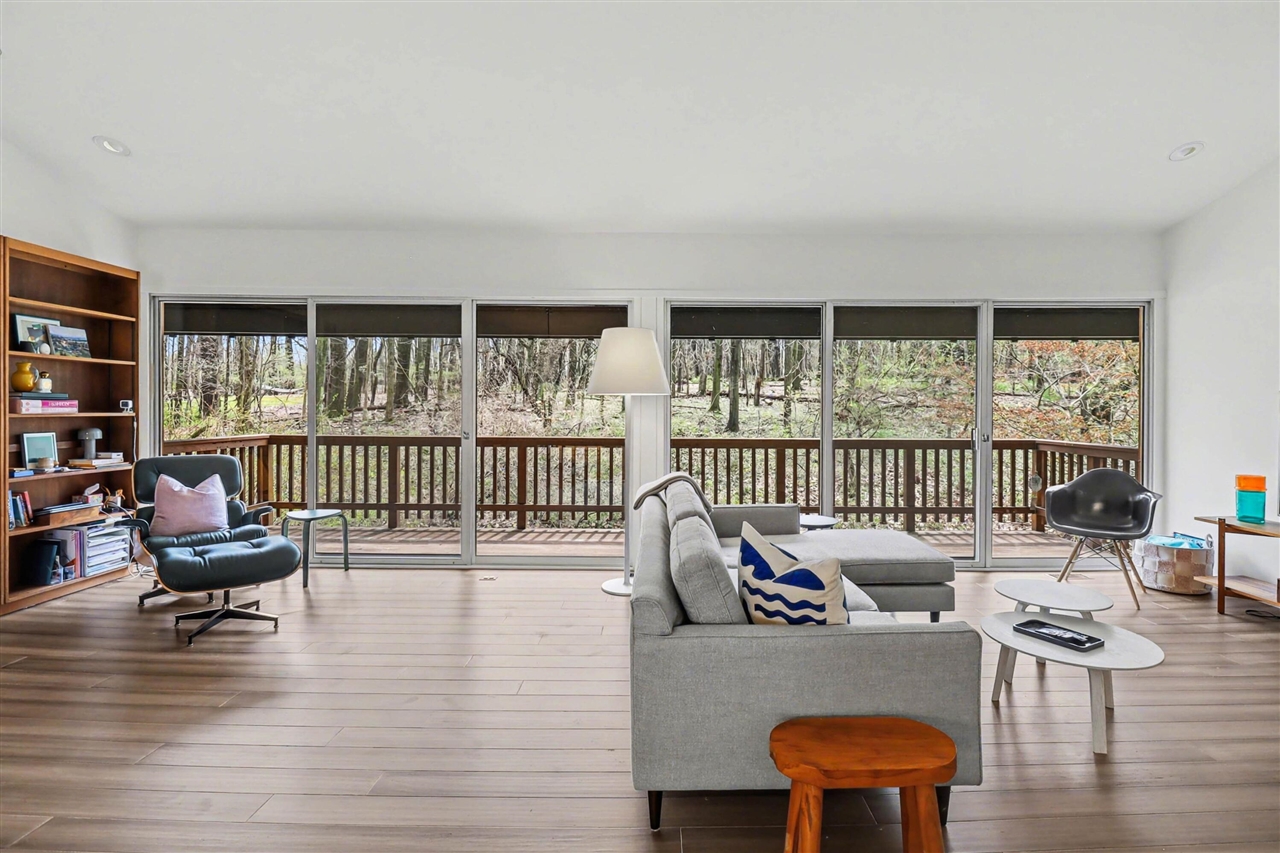 2353 Blueberry Lane, Ann Arbor, MI, 48103-2212