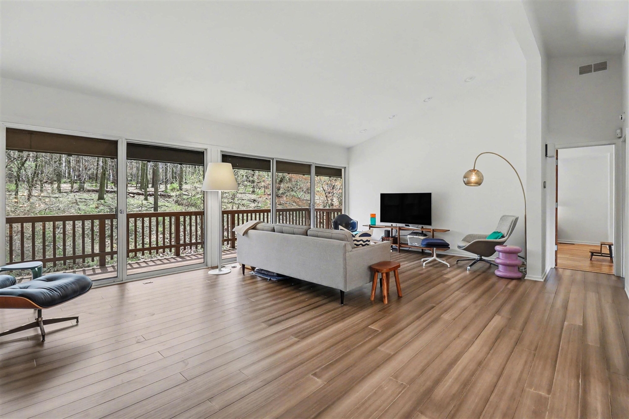 2353 Blueberry Lane, Ann Arbor, MI, 48103-2212