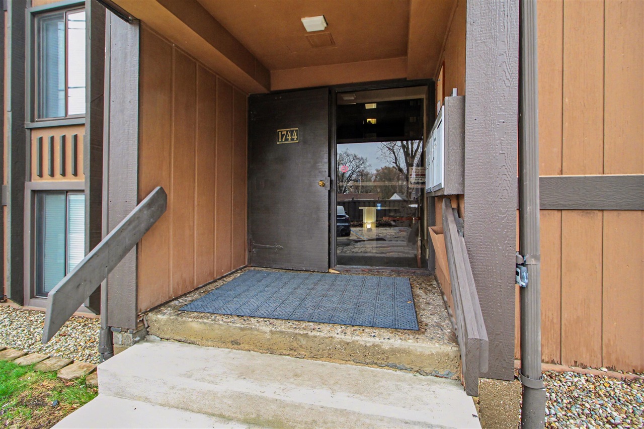 1744 Grove Road UNIT&nbsp;A-202, Ypsilanti, MI, 48198-6660