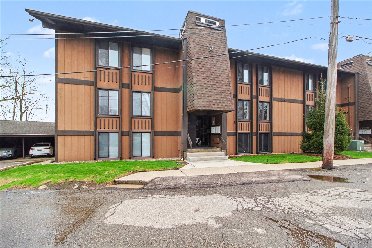 1744 Grove Road UNIT&nbsp;A-202, Ypsilanti, MI, 48198-6660