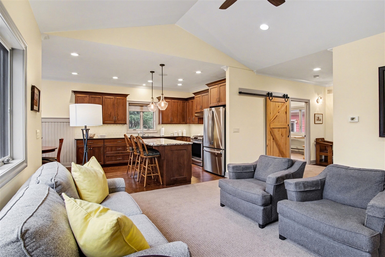 8421 Squires Street, Rockford, MI, 49341-9326