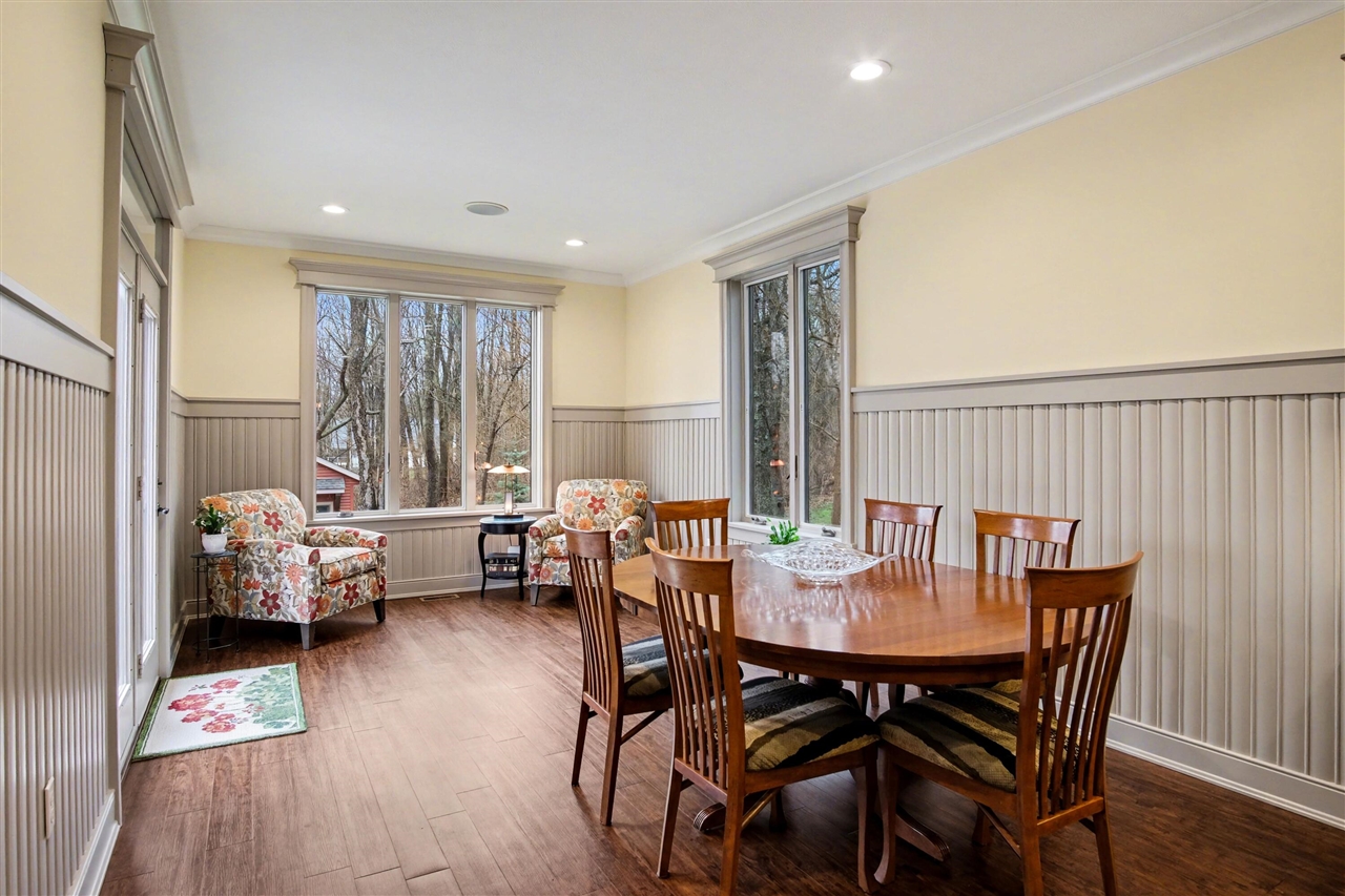 8421 Squires Street, Rockford, MI, 49341-9326