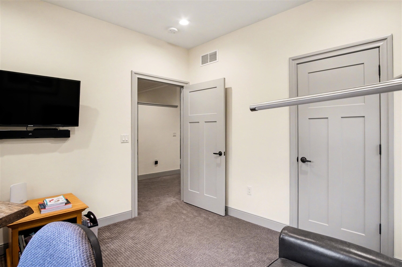 8421 Squires Street, Rockford, MI, 49341-9326