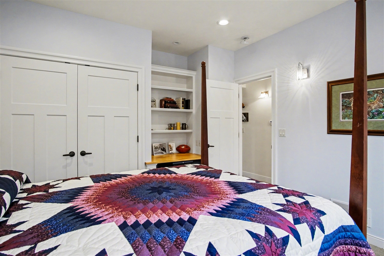 8421 Squires Street, Rockford, MI, 49341-9326