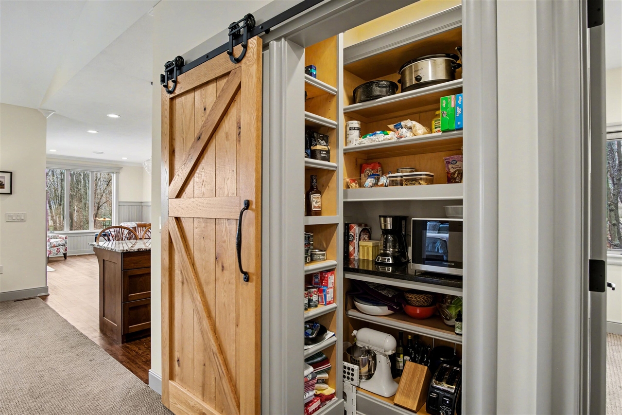 8421 Squires Street, Rockford, MI, 49341-9326