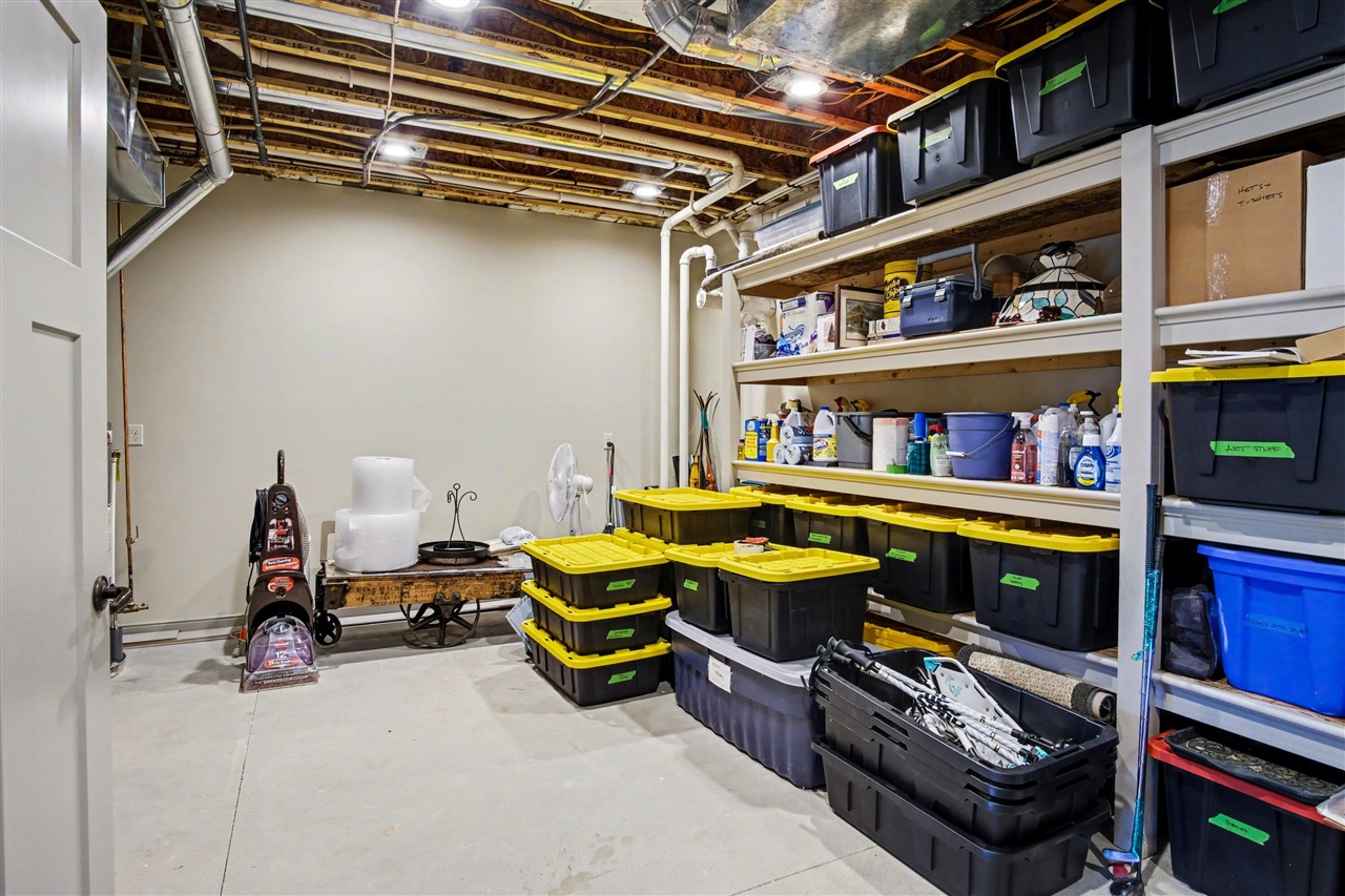 8421 Squires Street, Rockford, MI, 49341-9326