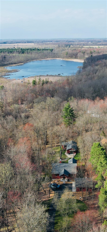 8421 Squires Street, Rockford, MI, 49341-9326