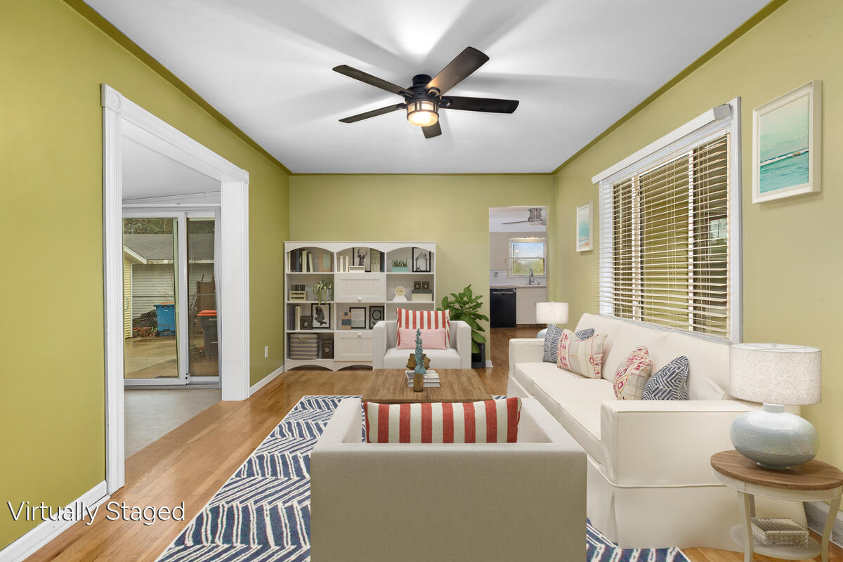 130 W 33rd Street, Holland, MI, 49423-7106