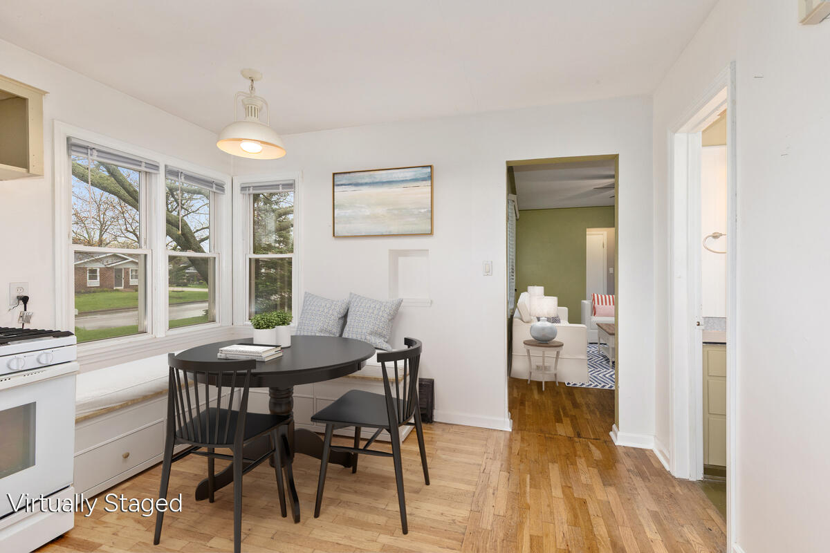 130 W 33rd Street, Holland, MI, 49423-7106