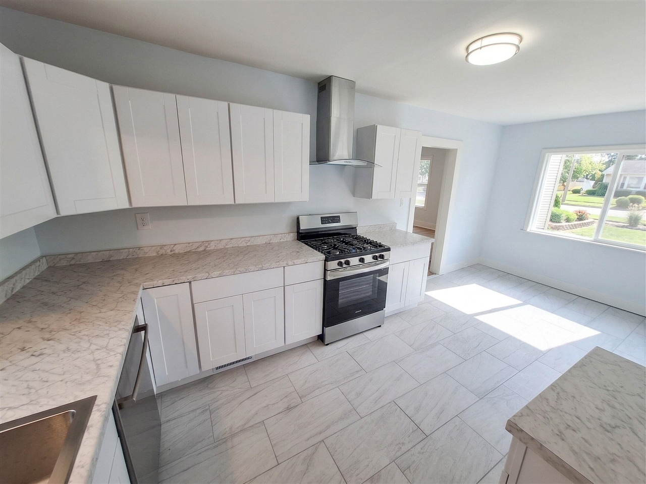 110 Hillsdale Street, Hillsdale, MI, 49242-1209