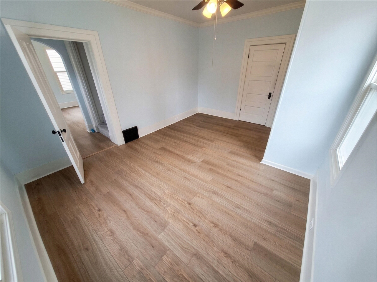 110 Hillsdale Street, Hillsdale, MI, 49242-1209