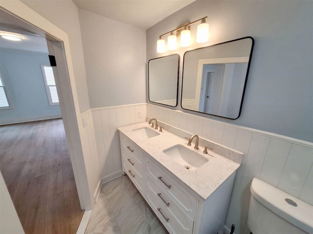 110 Hillsdale Street, Hillsdale, MI, 49242-1209