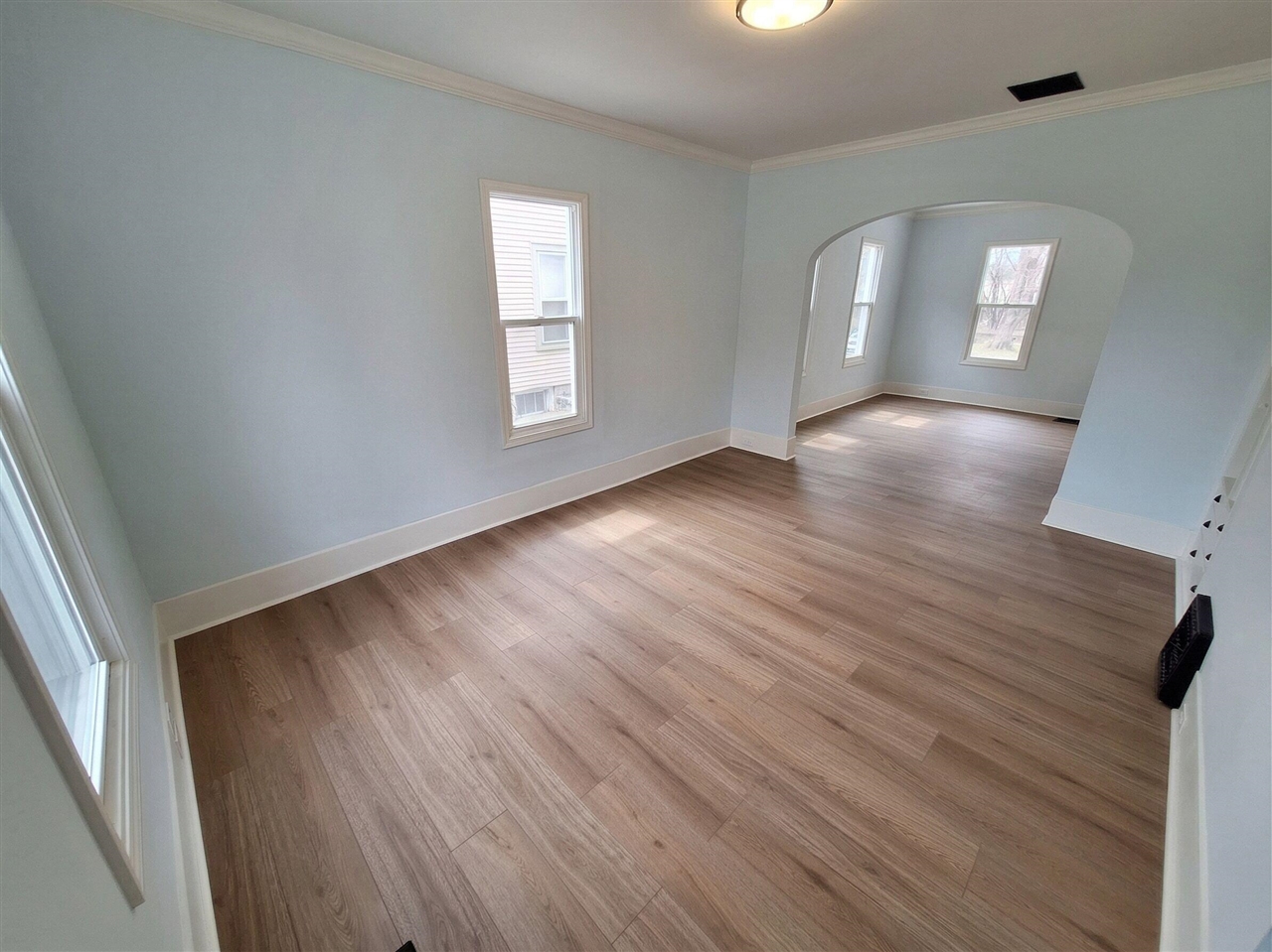 110 Hillsdale Street, Hillsdale, MI, 49242-1209