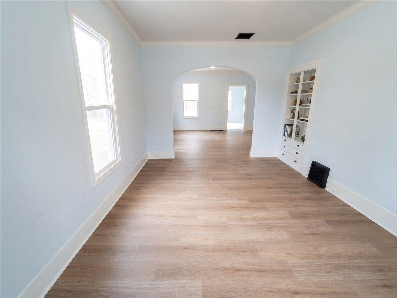 110 Hillsdale Street, Hillsdale, MI, 49242-1209