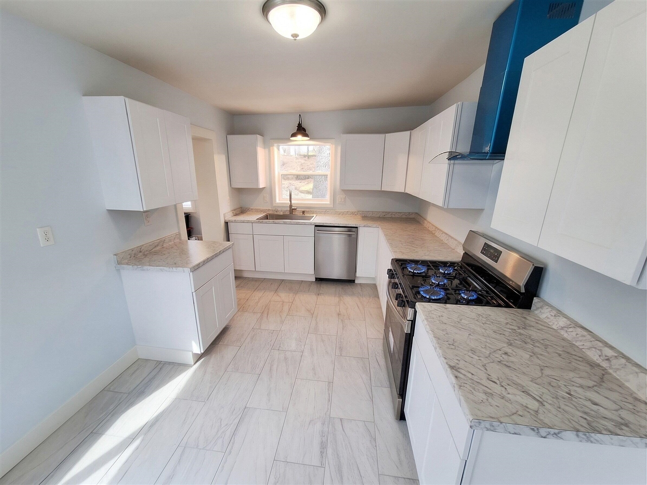 110 Hillsdale Street, Hillsdale, MI, 49242-1209