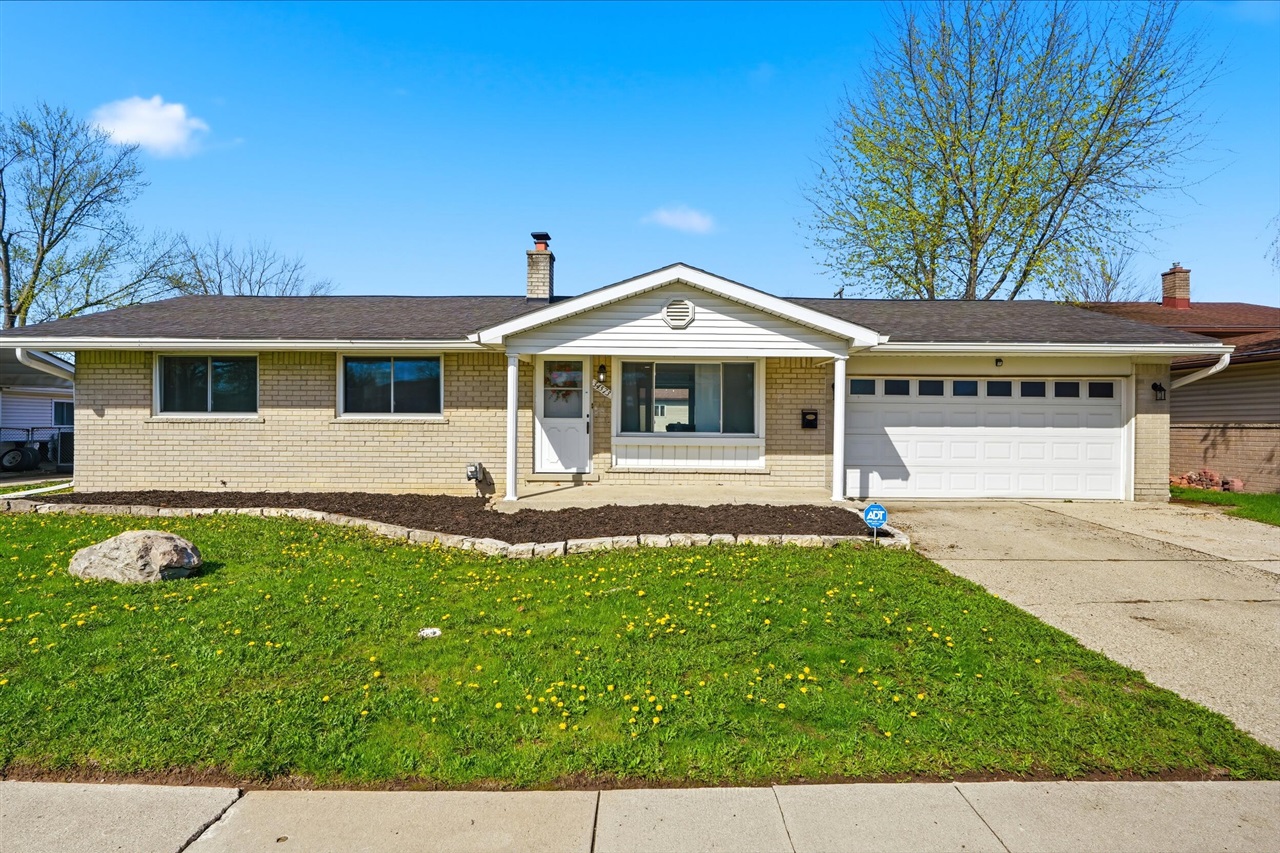 34573 Chope Place, Clinton Township, MI, 48035-3321