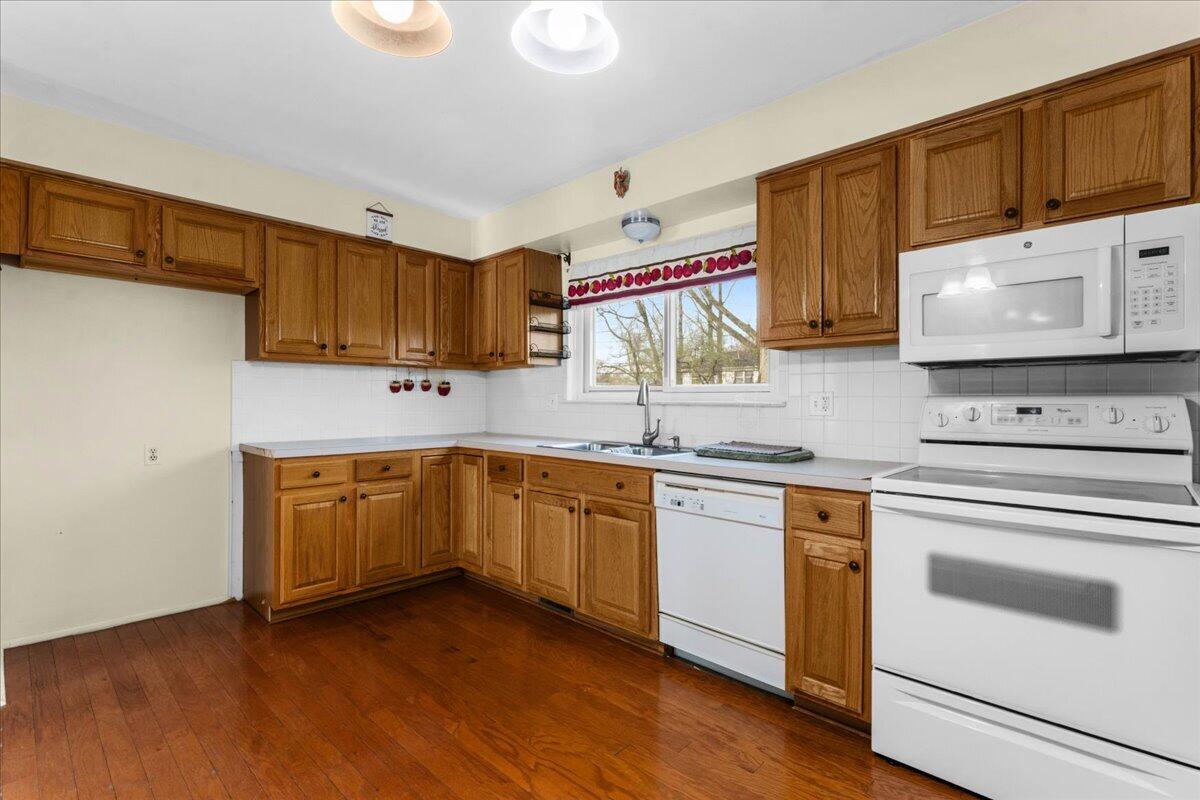 6709 Wild Ridge Lane, West Bloomfield, MI, 48322-3879