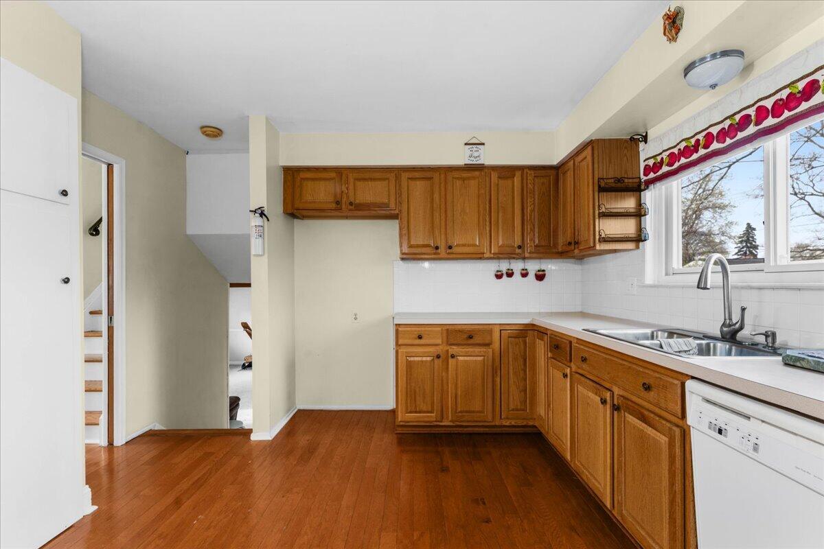 6709 Wild Ridge Lane, West Bloomfield, MI, 48322-3879