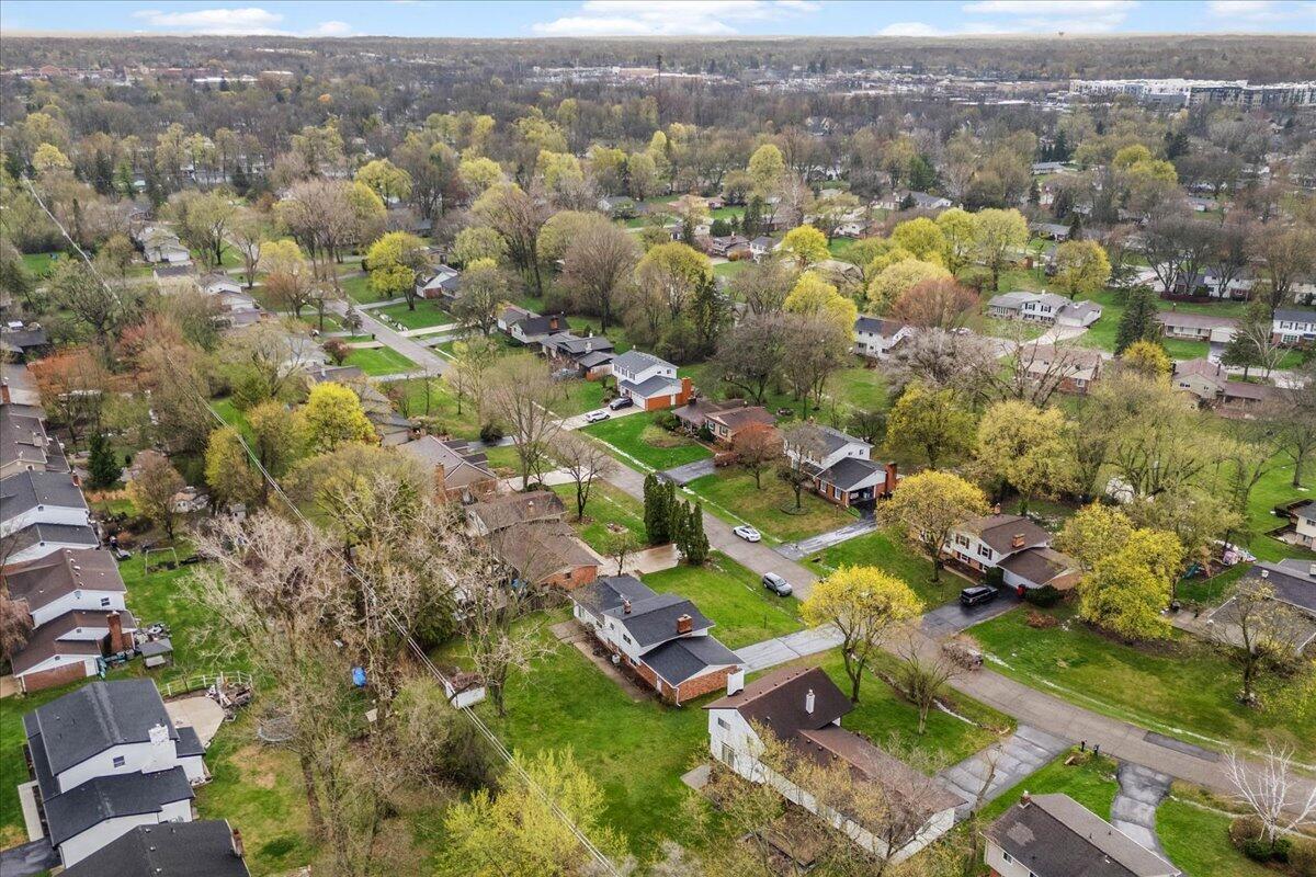 6709 Wild Ridge Lane, West Bloomfield, MI, 48322-3879