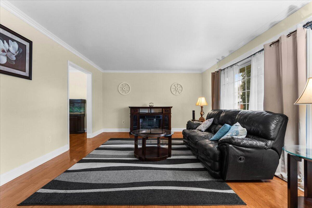 6709 Wild Ridge Lane, West Bloomfield, MI, 48322-3879