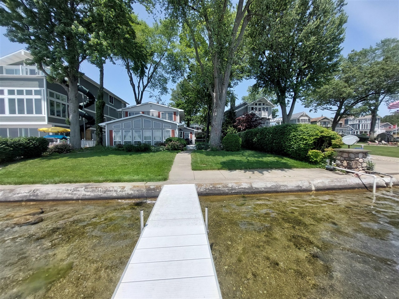 23675 N Shore Drive, Edwardsburg, MI, 49112-8515