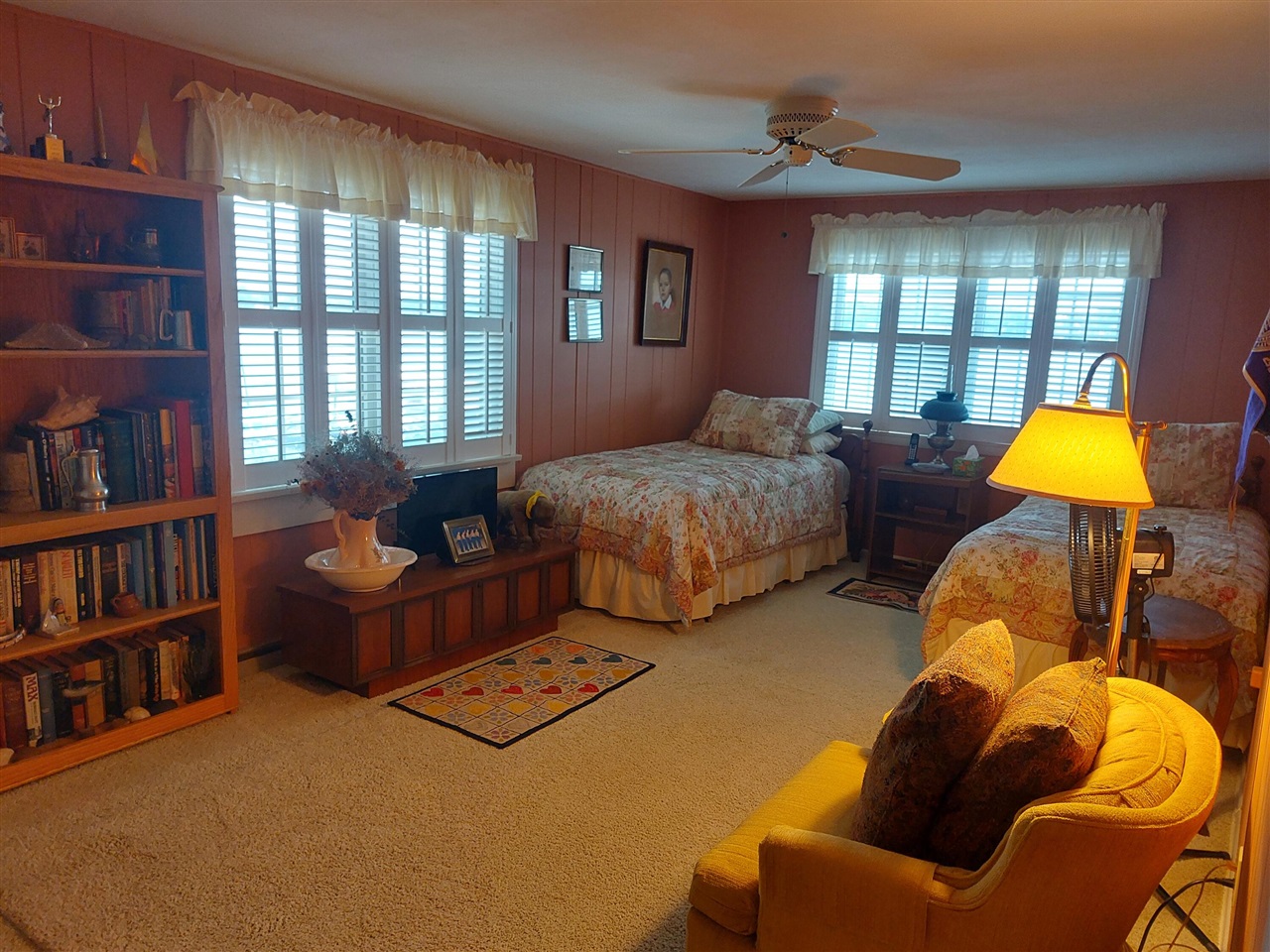 23675 N Shore Drive, Edwardsburg, MI, 49112-8515