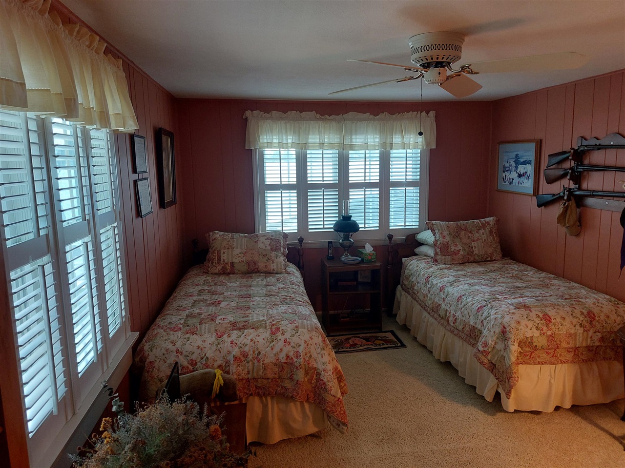 23675 N Shore Drive, Edwardsburg, MI, 49112-8515