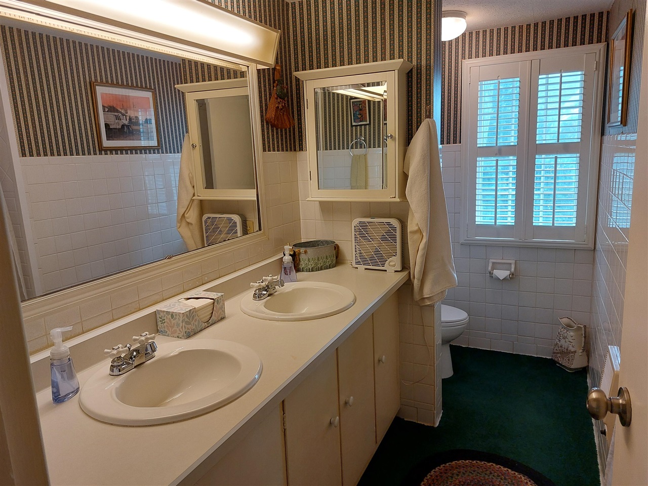 23675 N Shore Drive, Edwardsburg, MI, 49112-8515