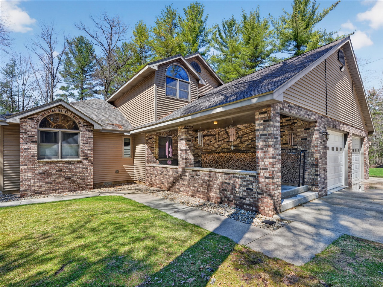 1697 Wildwood Road, Sterling, MI, 48659-9206