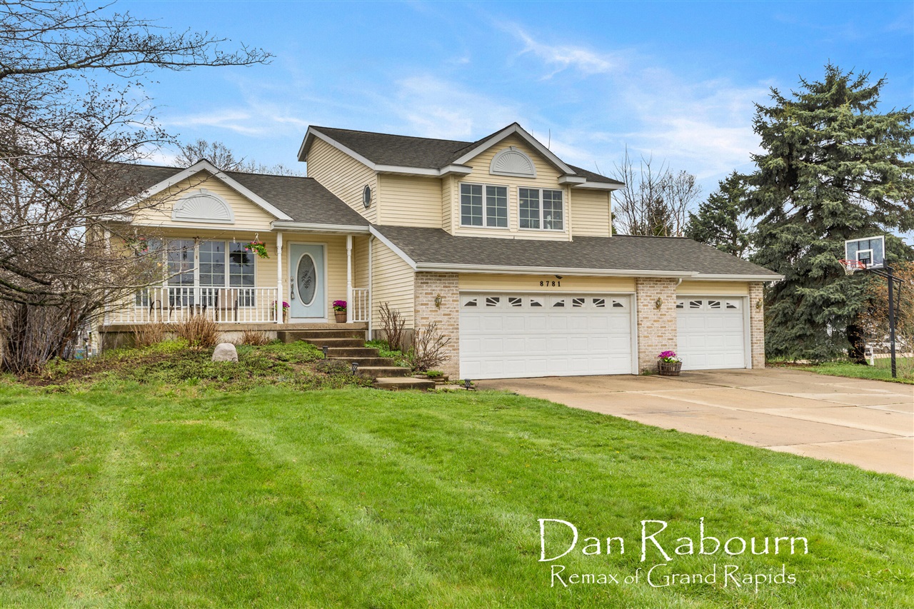 8781 Astro Drive, Jenison, MI, 49428