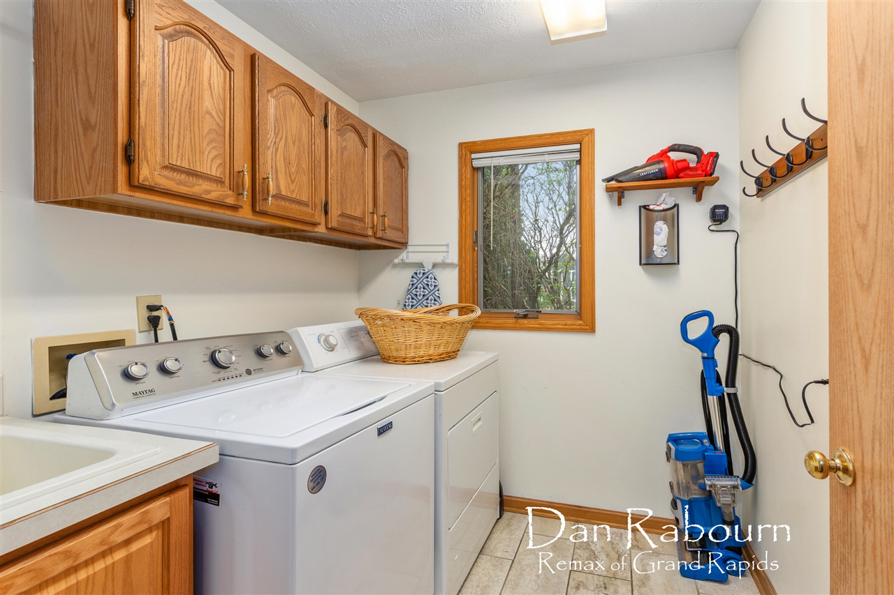 8781 Astro Drive, Jenison, MI, 49428