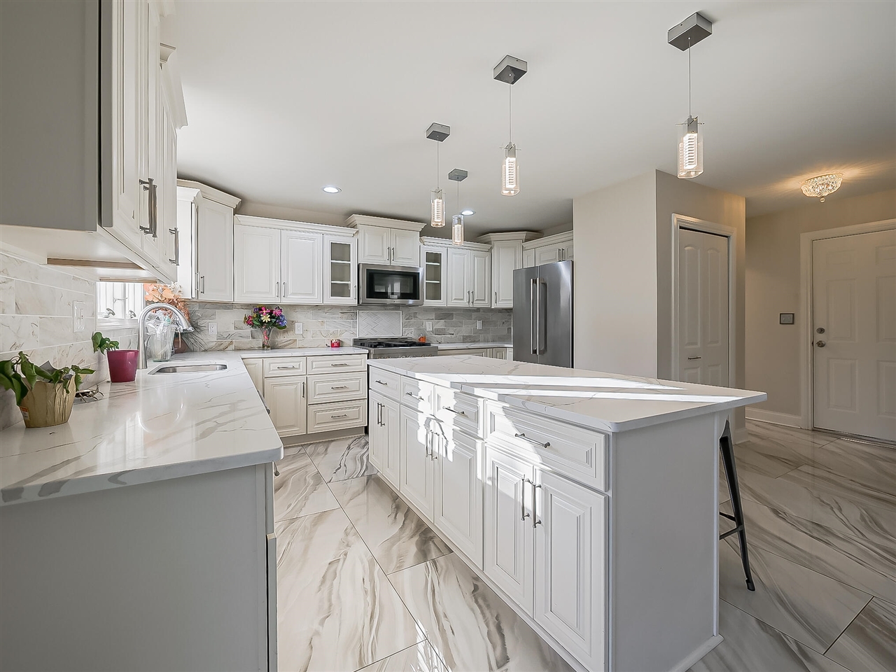 3345 E Commerce Road, Commerce Twp, MI, 48382-1416