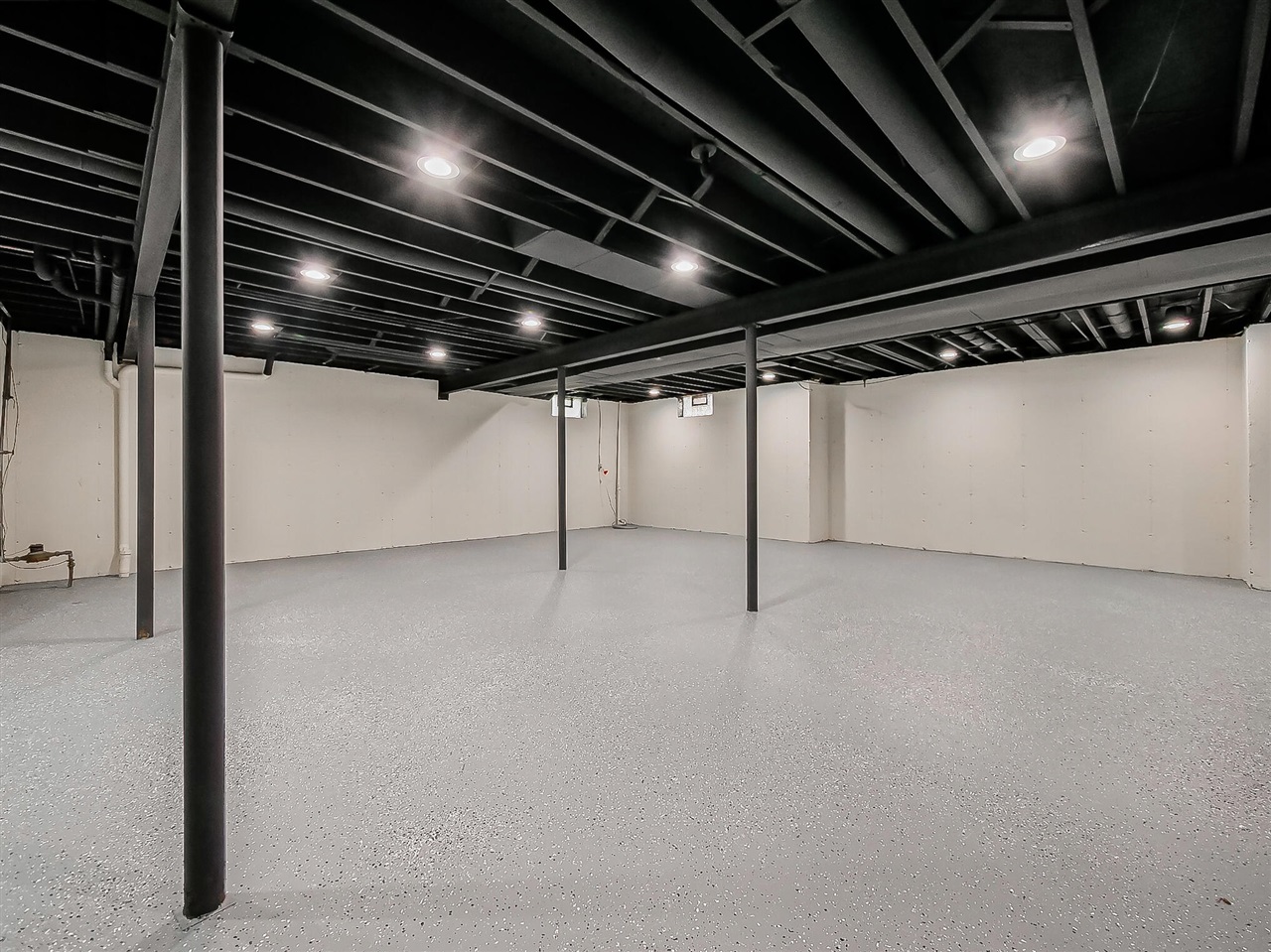 3345 E Commerce Road, Commerce Twp, MI, 48382-1416