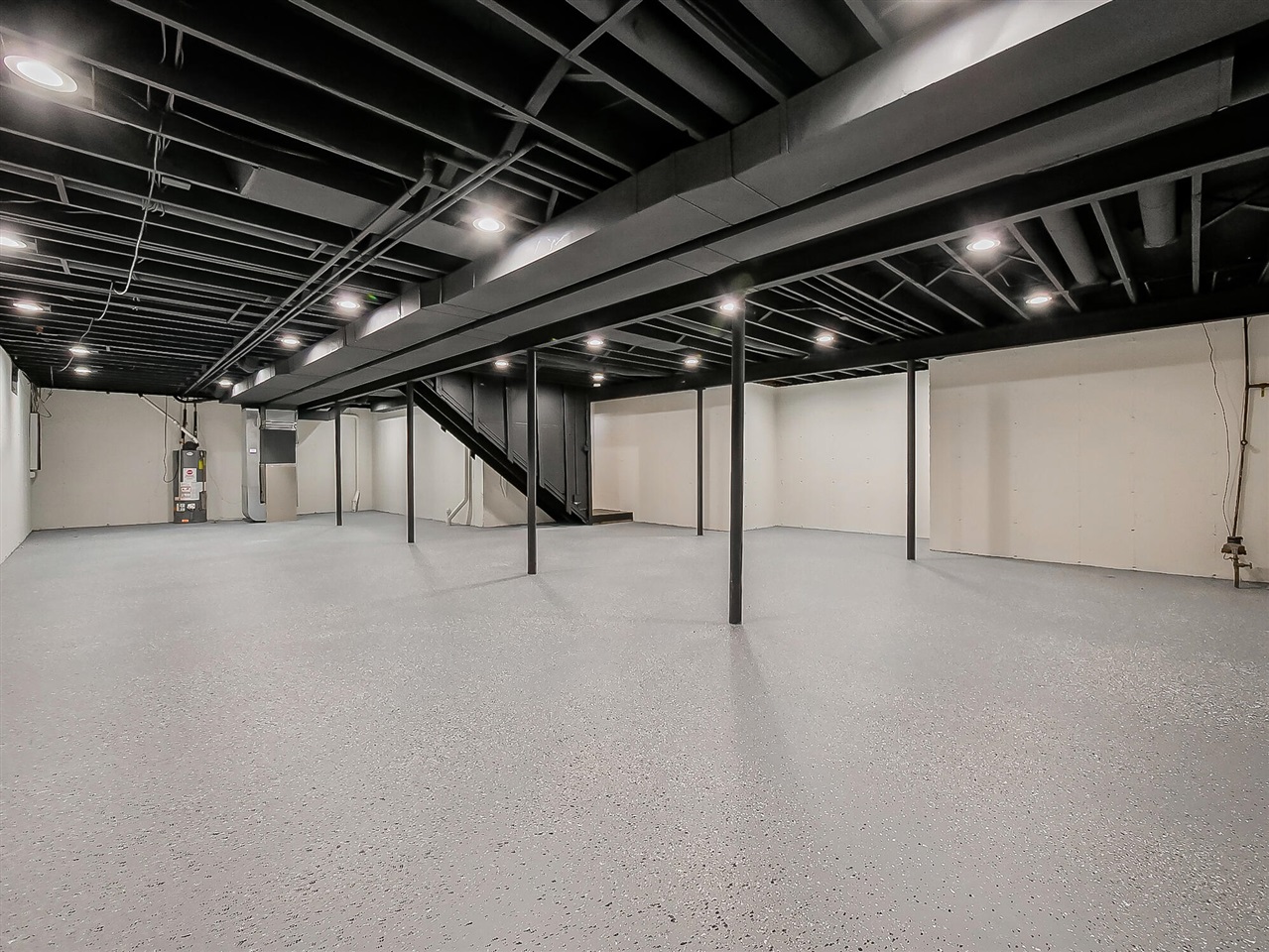 3345 E Commerce Road, Commerce Twp, MI, 48382-1416