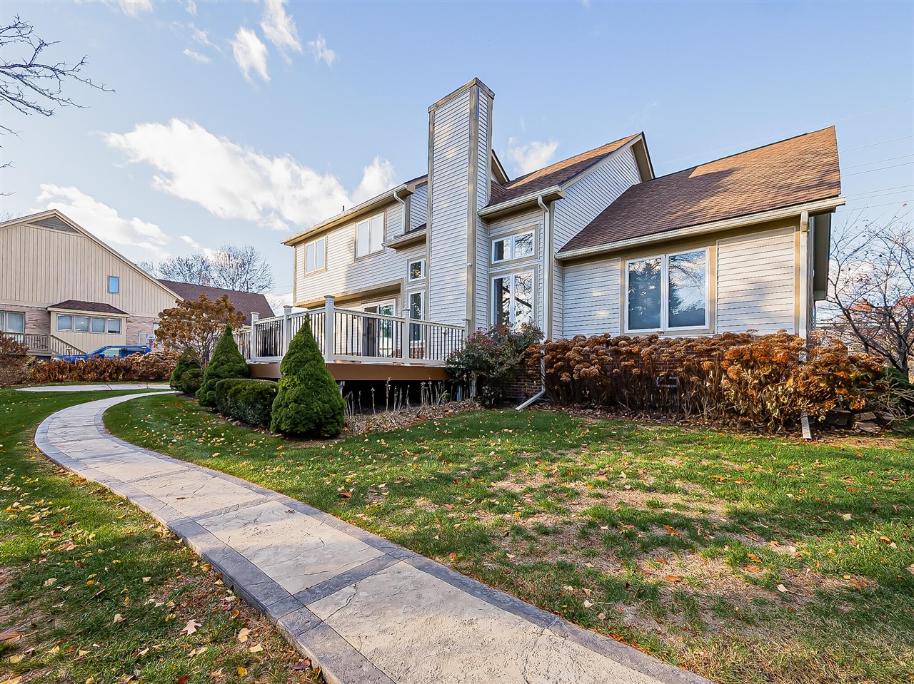 3345 E Commerce Road, Commerce Twp, MI, 48382-1416