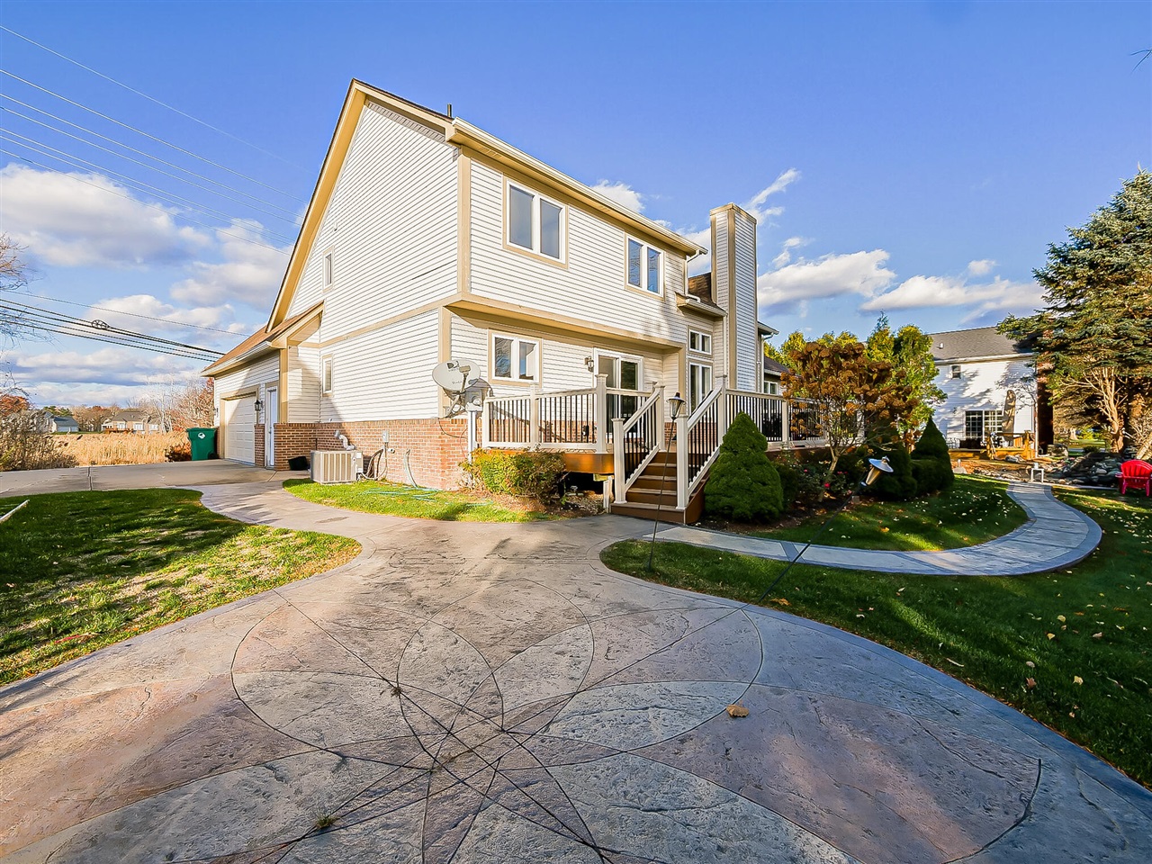 3345 E Commerce Road, Commerce Twp, MI, 48382-1416