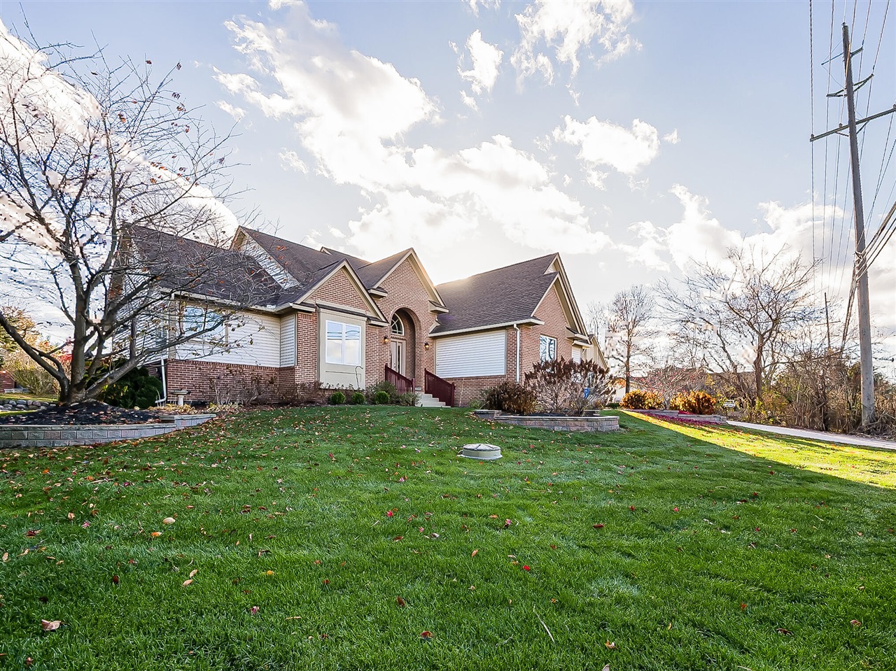 3345 E Commerce Road, Commerce Twp, MI, 48382-1416