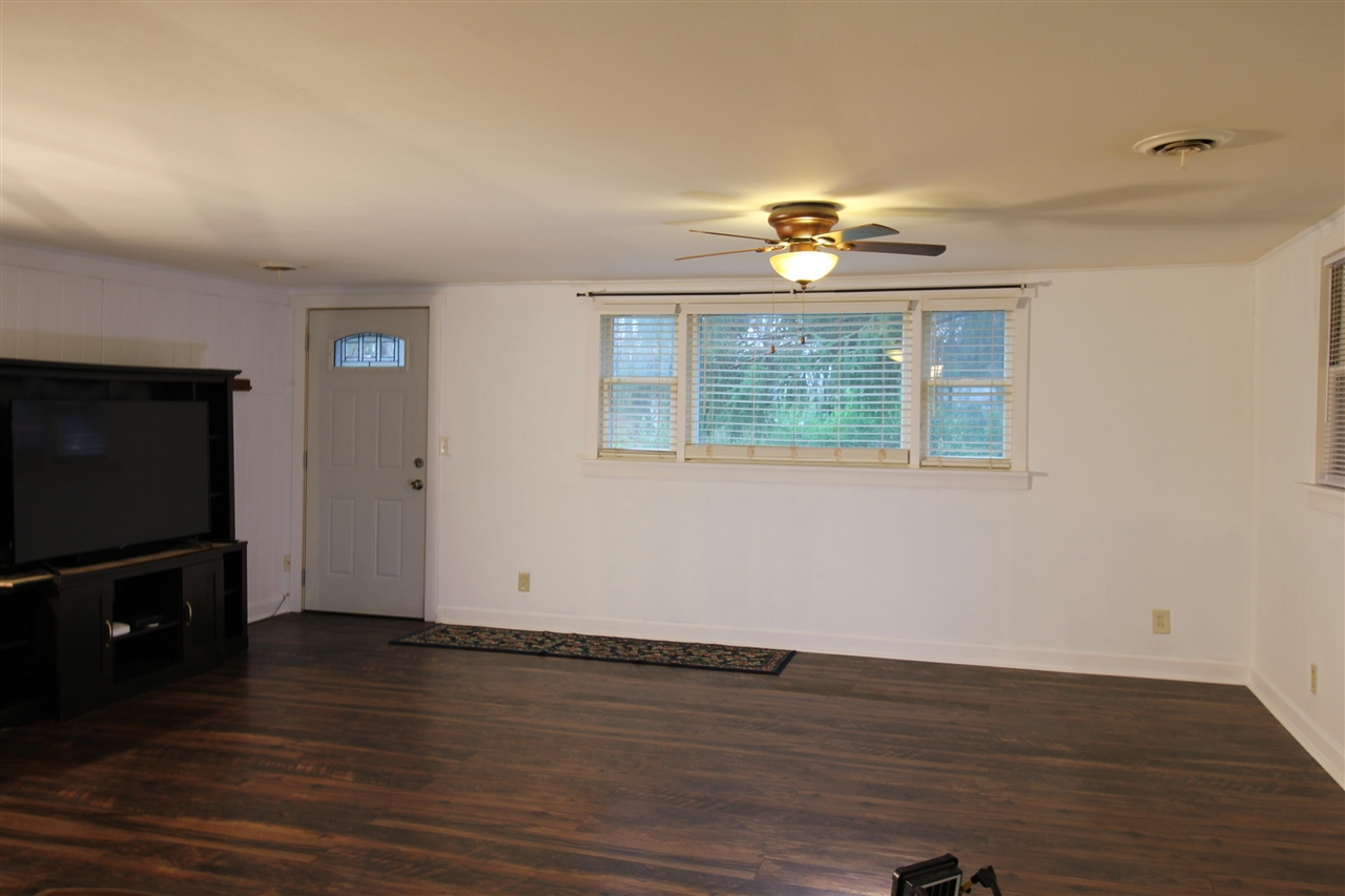 3330 115th Avenue, Allegan, MI, 49010-9304