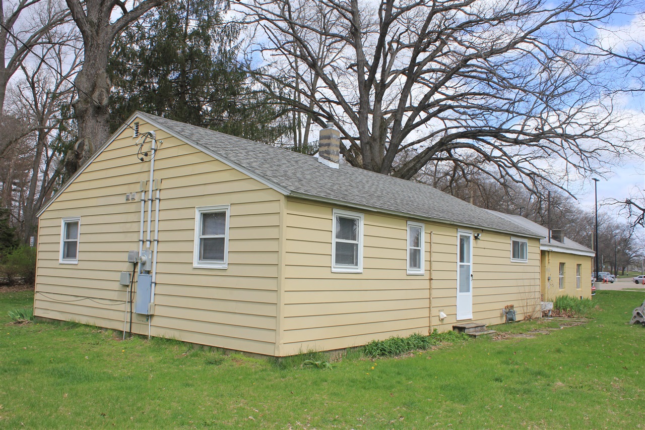 3330 115th Avenue, Allegan, MI, 49010-9304