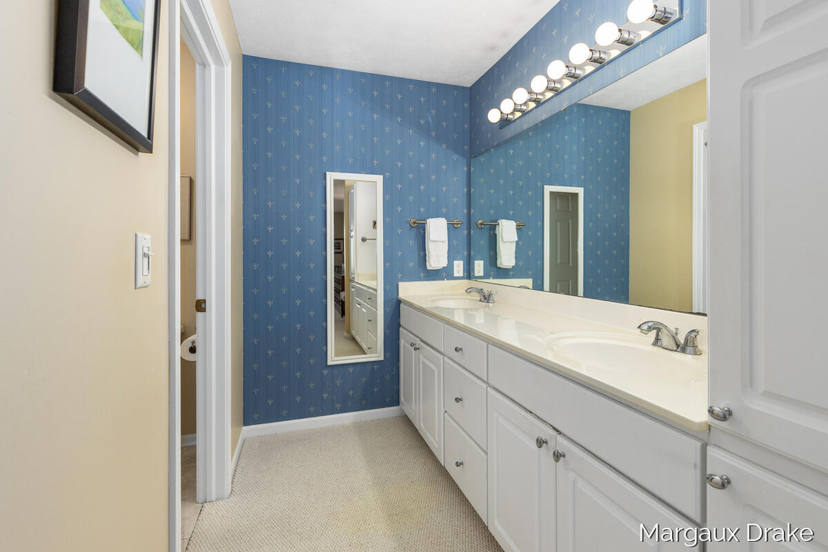 1946 Dunlin Court, Grand Rapids, MI, 49505-7150