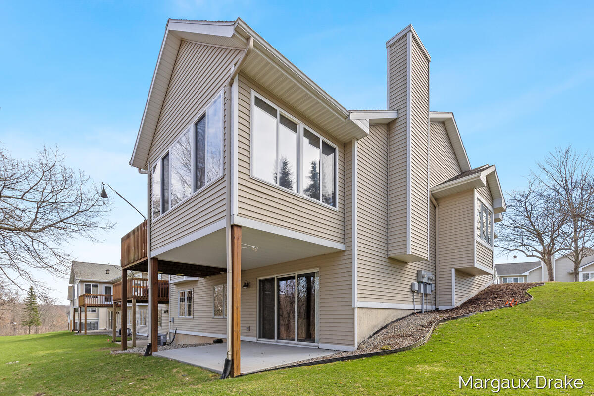 1946 Dunlin Court, Grand Rapids, MI, 49505-7150