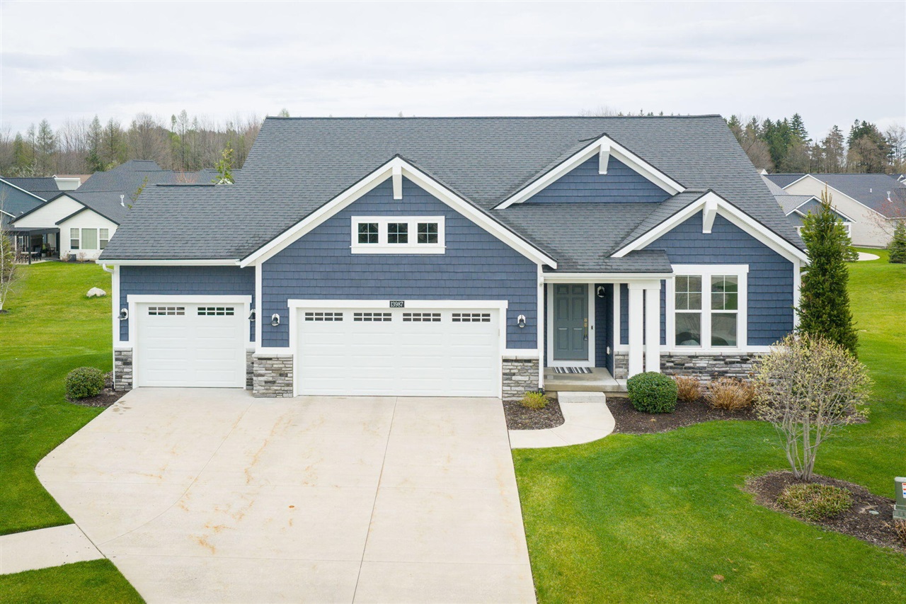 13987 Phoenix Place, Holland, MI, 49424-7493