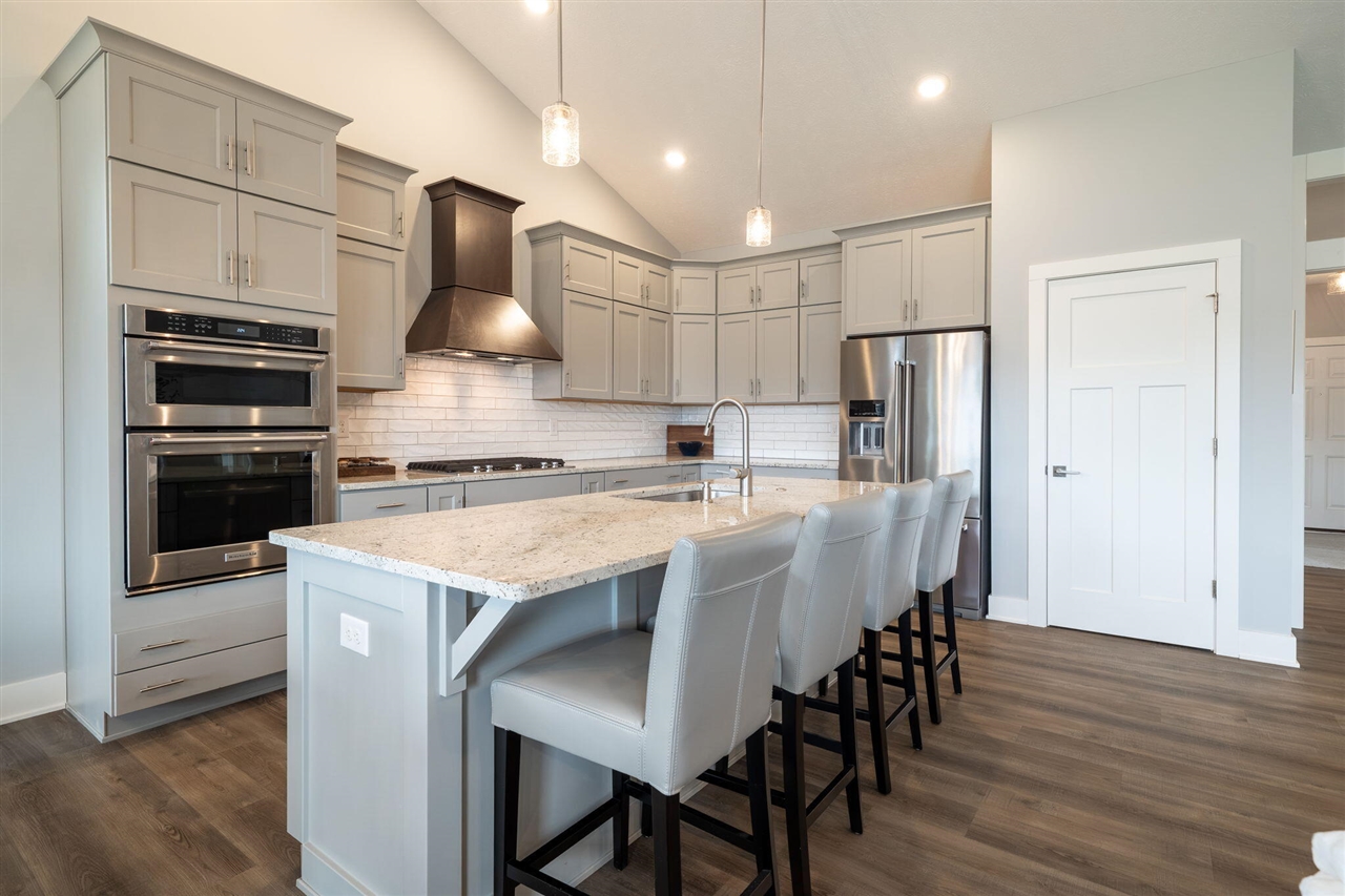 13987 Phoenix Place, Holland, MI, 49424-7493