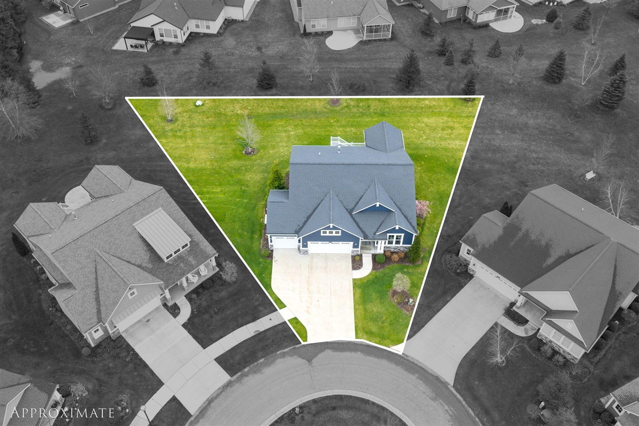 13987 Phoenix Place, Holland, MI, 49424-7493