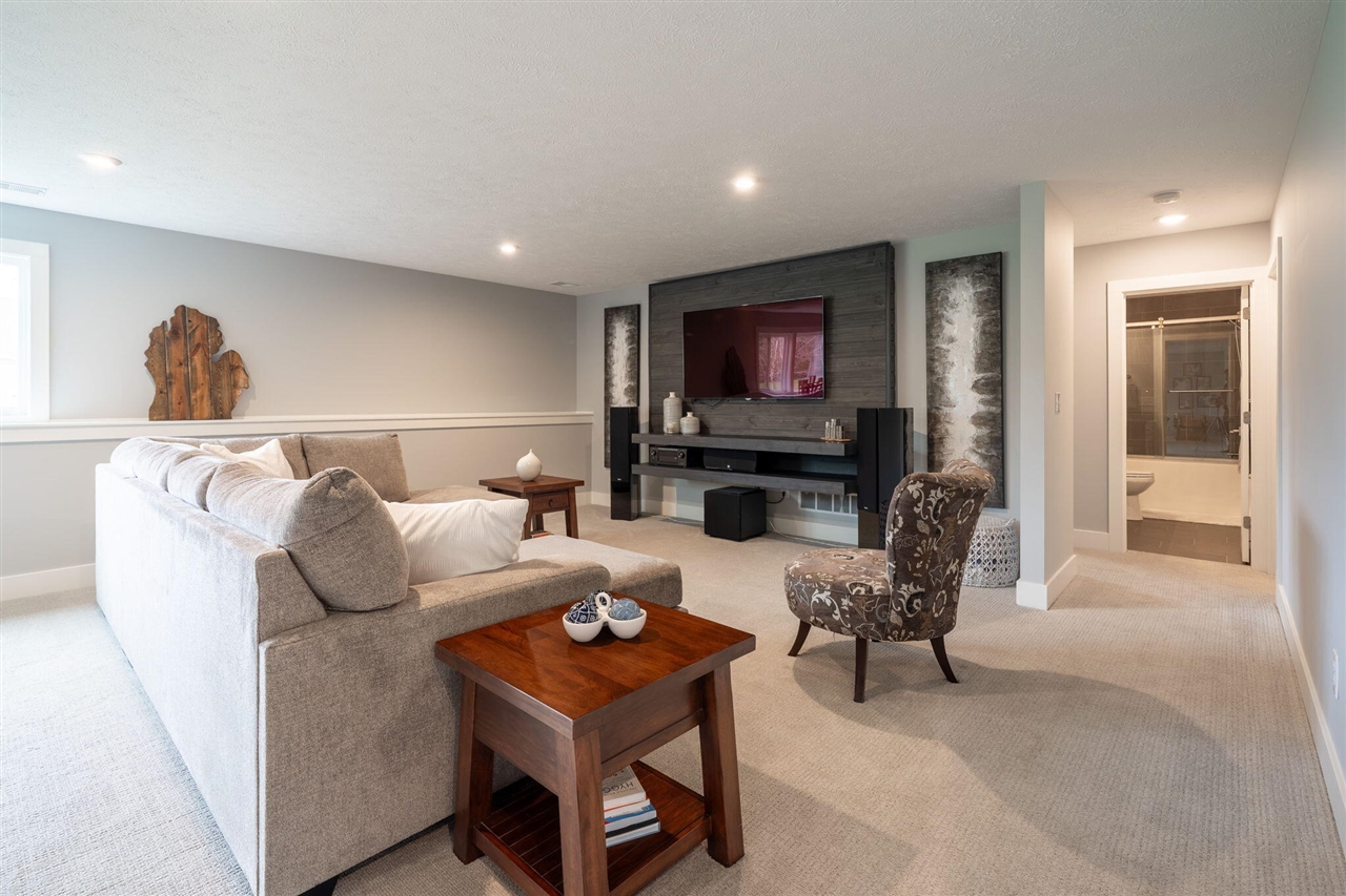 13987 Phoenix Place, Holland, MI, 49424-7493