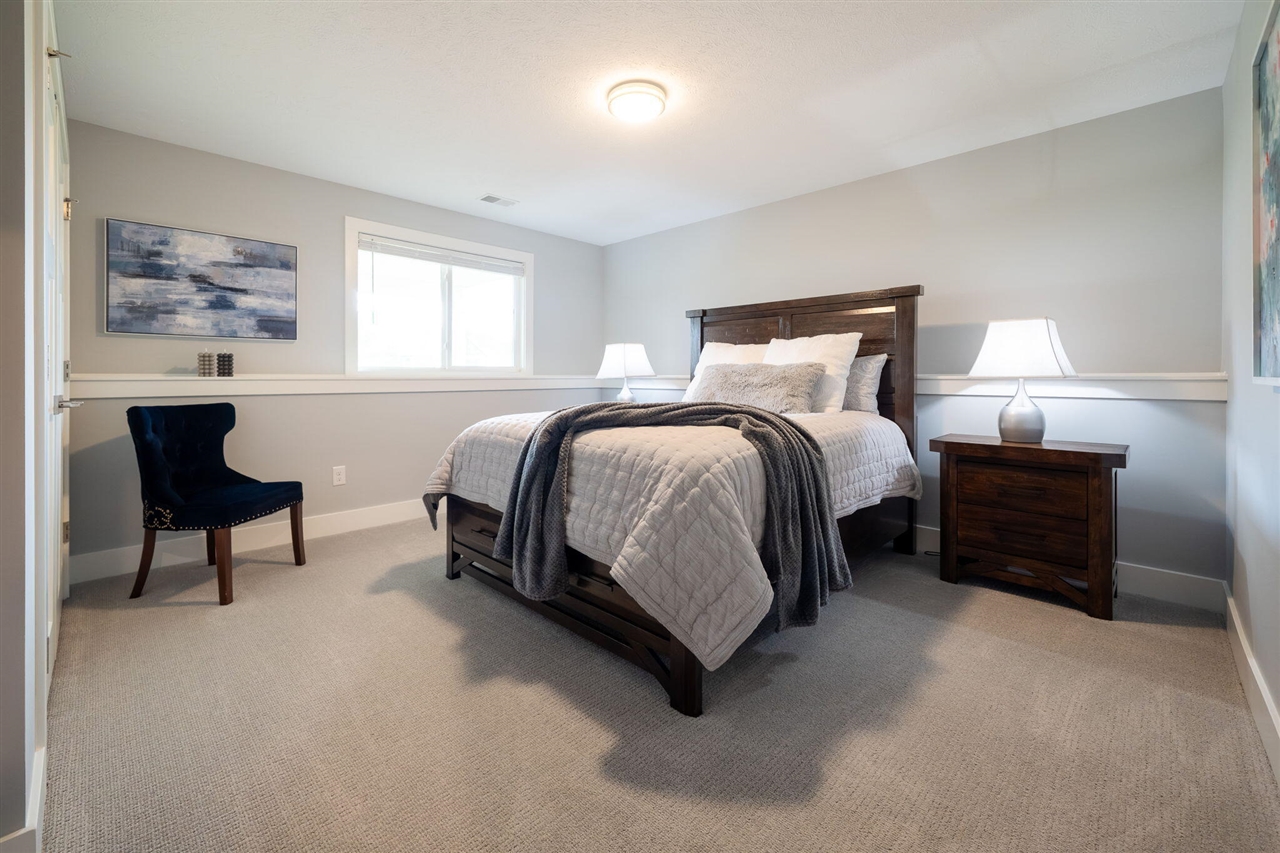 13987 Phoenix Place, Holland, MI, 49424-7493