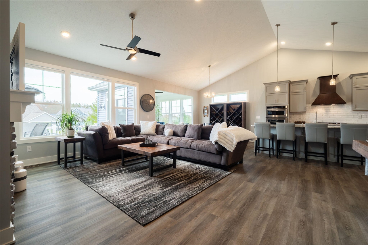 13987 Phoenix Place, Holland, MI, 49424-7493