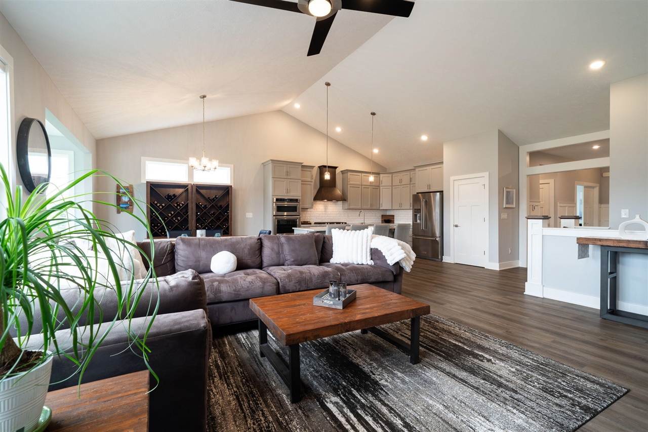 13987 Phoenix Place, Holland, MI, 49424-7493