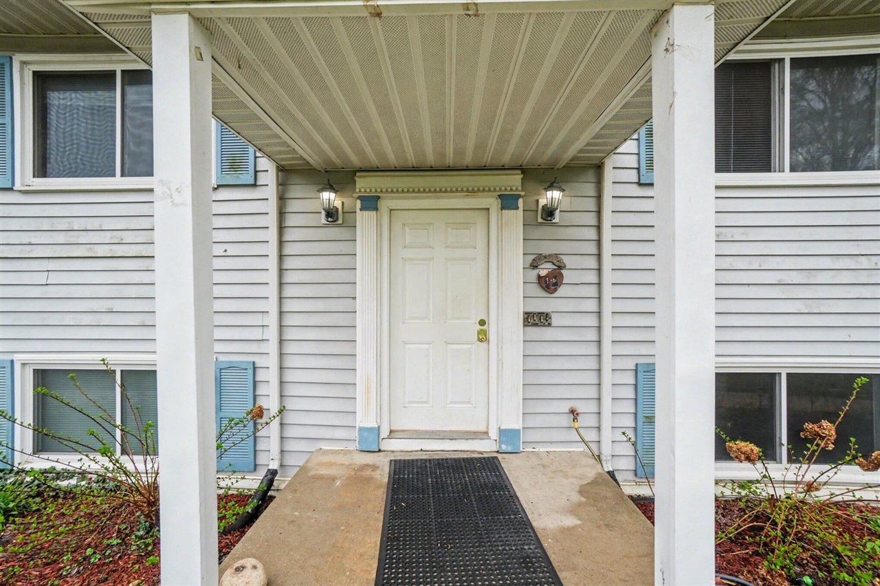4th image of 46131 S Lakeshore Dr, Lawrence, MI 49064 | MLS# 70525870